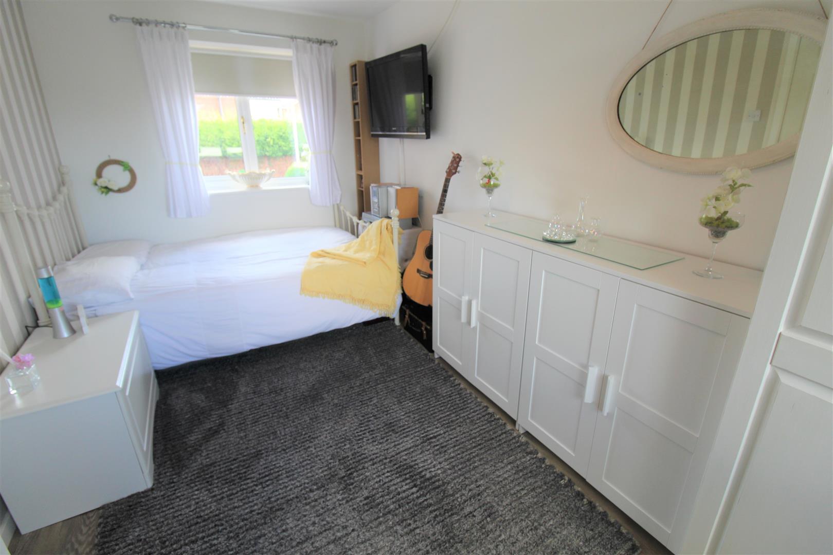 Powderham Close, Packmoor, Stoke-On-Trent